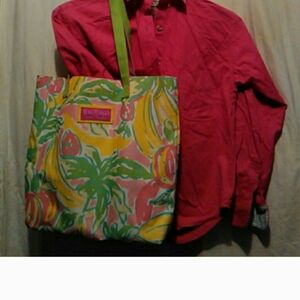 Lilly Pulitzer pink and green tote bag is sure to turn head